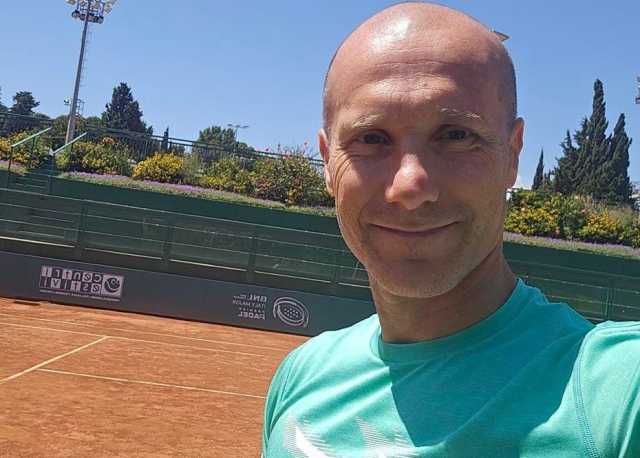 Morto a Cagliari Andrea Clarkson: "Un atleta, un amico", "Sarà sempre parte della nostra storia"