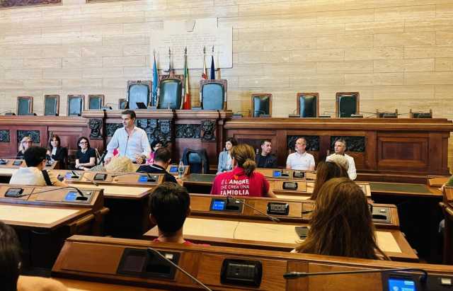 La "mezza rivoluzione" delle doppie madri, Zedda: "Risposta ancora deficitaria"